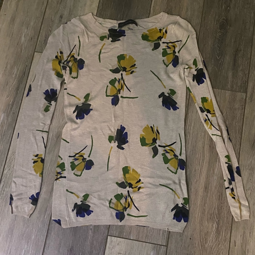 Floral Beige Fitted Sweater